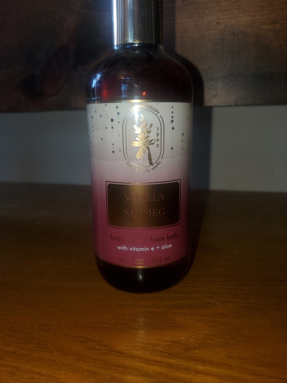 Bath & Body Works Vanilla Nutmeg Body Foam Bath - Pink